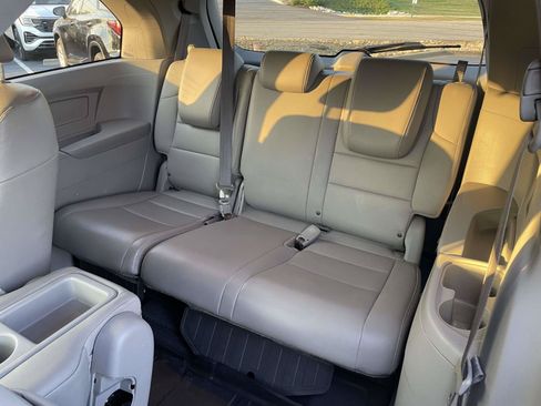 Used 2015 Honda Odyssey EX-L image 2