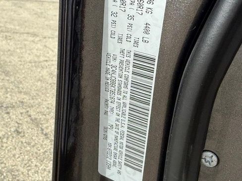 Used 2019 Jeep Compass Latitude w/ Popular Equipment Group FWD image 31