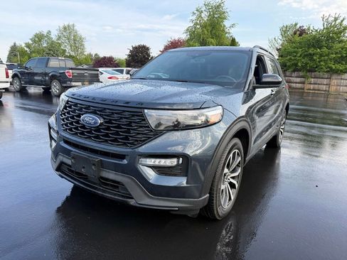 Certified 2024 Ford Explorer ST-Line w/ Class IV Trailer Tow Package AWD/4WD image 5