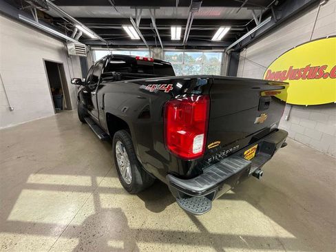 Used 2017 Chevrolet Silverado 1500 High Country AWD/4WD image 3