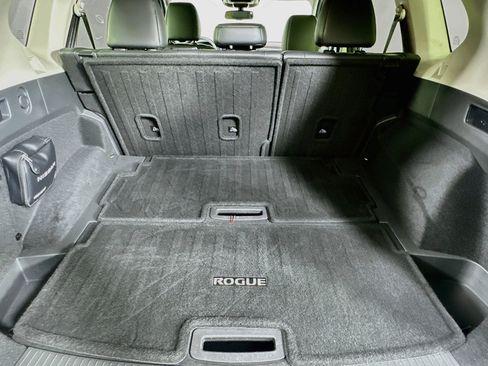 Used 2023 Nissan Rogue Platinum w/ Platinum Premium Package FWD image 29