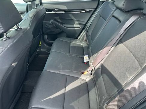 Used 2025 Kia Seltos EX w/ EX Sunroof Package AWD/4WD image 9