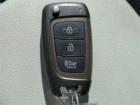 Certified 2023 Hyundai Kona SE image 31