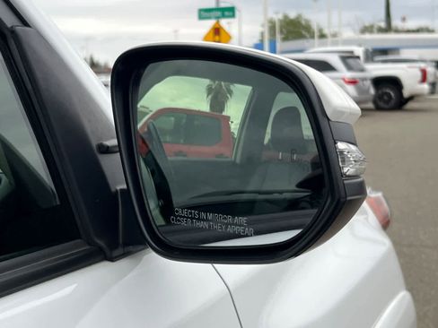 Used 2024 Toyota 4Runner SR5 Premium AWD/4WD image 16