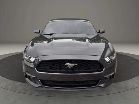 Used 2017 Ford Mustang Premium RWD image 8