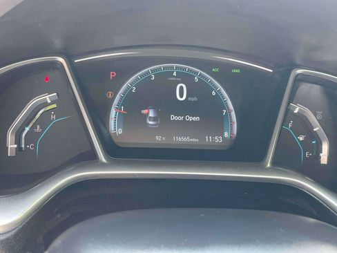 Used 2018 Honda Civic EX image 20