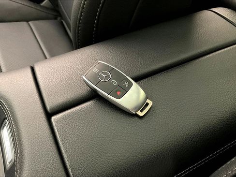 Certified 2025 Mercedes-Benz GLE 350 4MATIC image 35