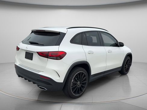 Used 2022 Mercedes-Benz GLA 250 image 11