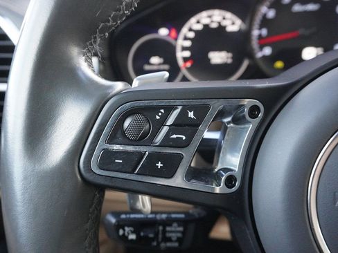 Used 2020 Porsche Cayenne Turbo AWD/4WD image 52