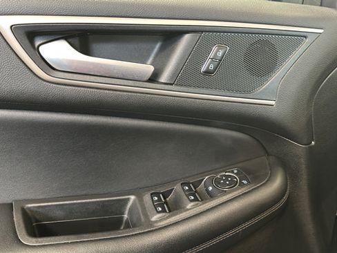 Used 2023 Ford Edge SEL AWD/4WD image 20