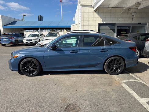 Used 2025 Honda Civic Sport image 19