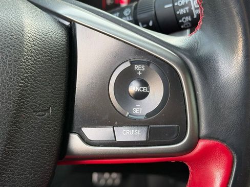 Used 2018 Honda Civic Type R image 14