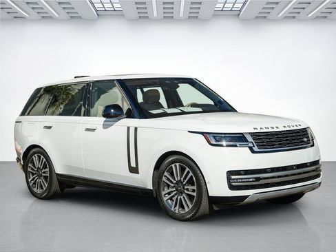 Certified 2023 Land Rover Range Rover SE AWD/4WD image 3