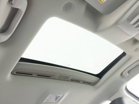 Used 2014 Buick Encore Leather FWD image 32