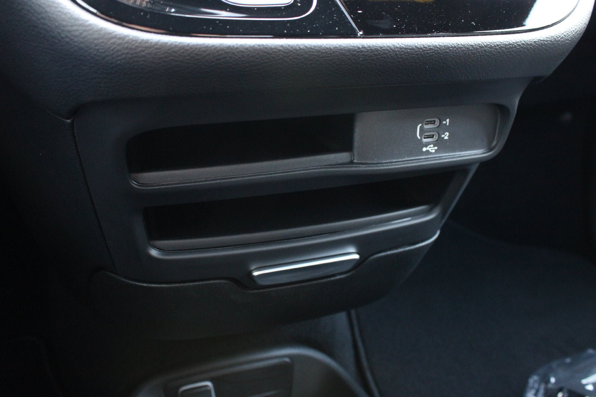 New 2027 Chrysler Pacifica Select FWD image 41