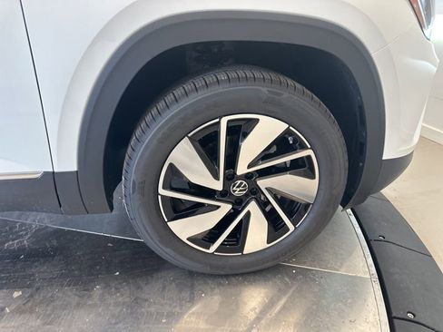 New 2026 Volkswagen Atlas SEL AWD/4WD image 25