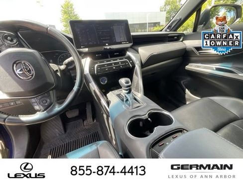 Used 2021 Toyota Venza Limited w/ Advanced Technology Package AWD/4WD image 20