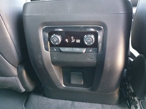 New 2025 Chevrolet Tahoe High Country image 20