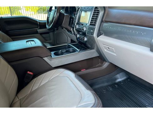 Used 2019 Ford F350 Limited image 17