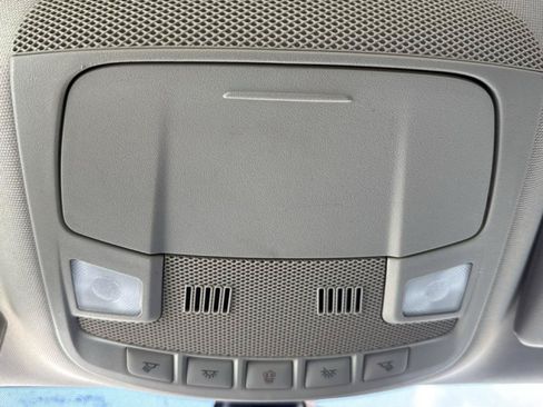 Used 2019 Ford Fusion SE FWD image 41