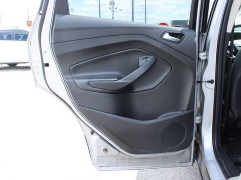 Used 2018 Ford Escape SE w/ SE Sync 3 Package FWD image 28