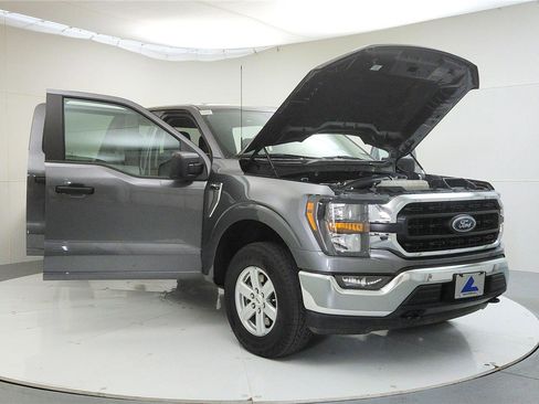 Used 2023 Ford F150 XLT image 10
