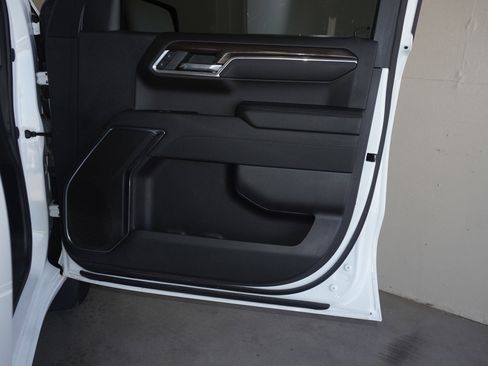 Used 2023 Chevrolet Silverado 1500 LT image 42