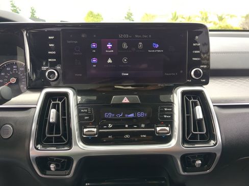 Used 2022 Kia Sorento SX image 23