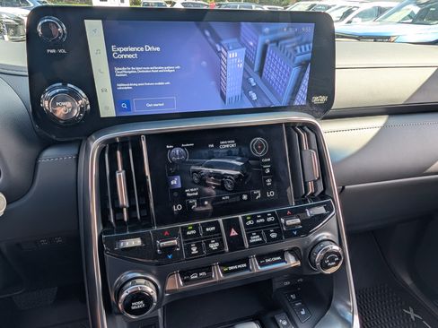 Certified 2025 Lexus LX 700h Overtrail AWD/4WD image 34