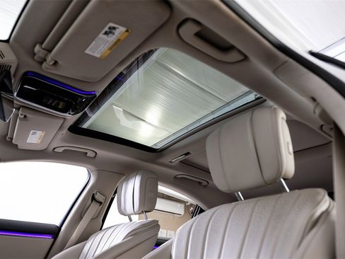 Used 2023 Mercedes-Benz S 500 S 500 image 5