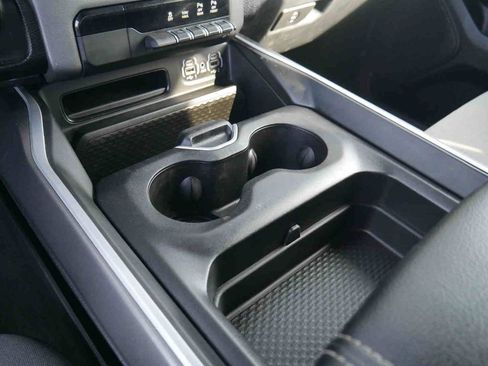 Used 2023 RAM 1500 Big Horn AWD/4WD image 32