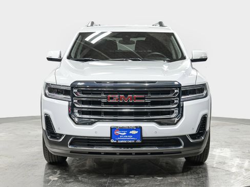 Used 2023 GMC Acadia SLE w/ Driver Convenience Package image 10