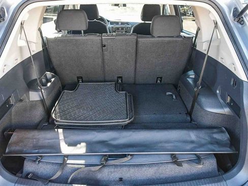 Used 2021 Volkswagen Tiguan S image 29