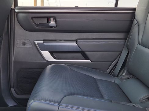 Used 2025 Toyota Sequoia Platinum AWD/4WD image 17