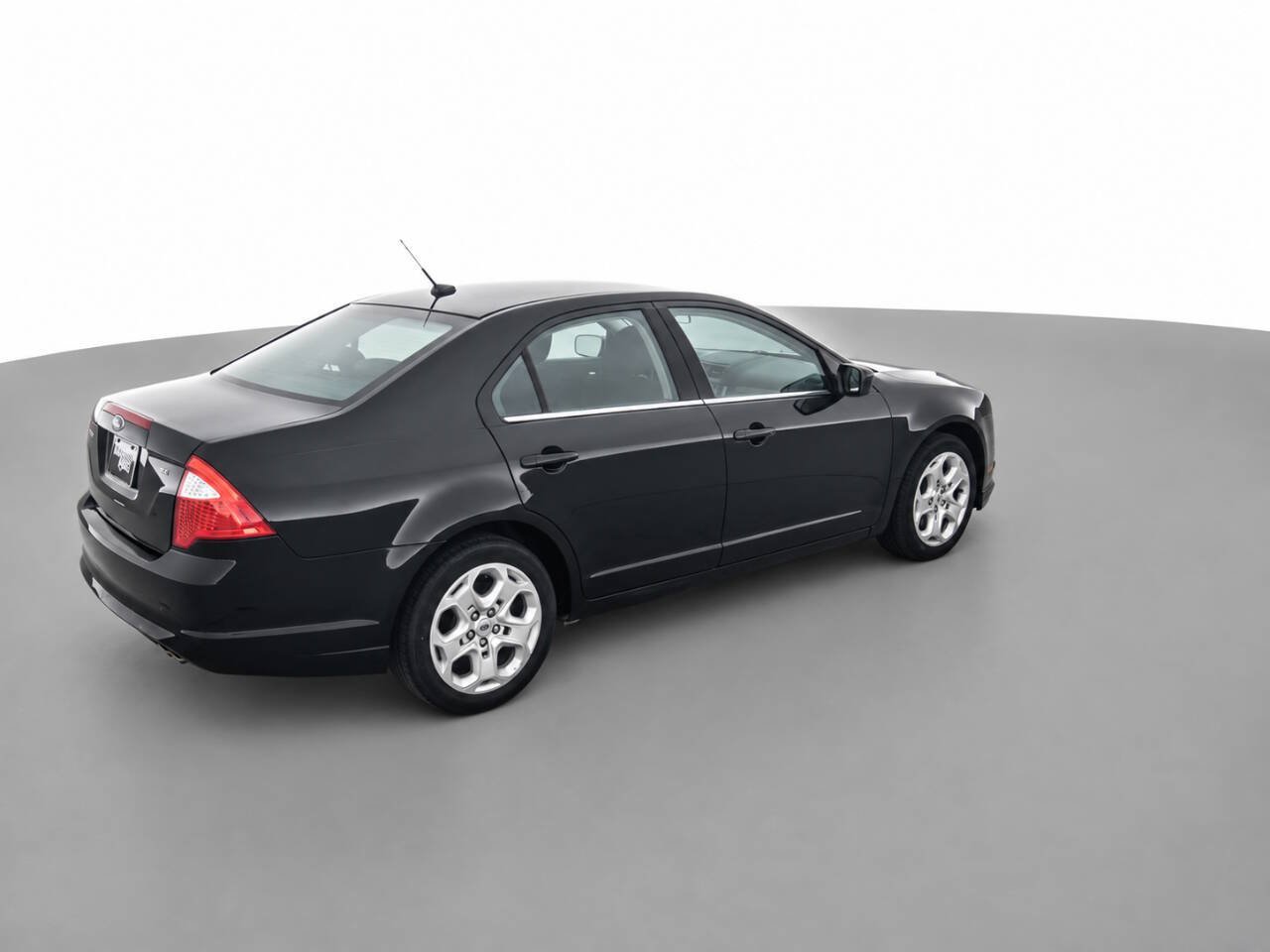 Used 2010 Ford Fusion SE FWD image 5