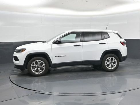 Used 2025 Jeep Compass Sport AWD/4WD image 7