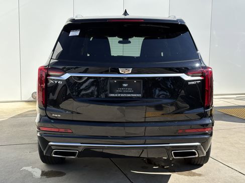 Certified 2024 Cadillac XT6 Luxury image 8