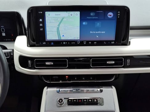 Used 2025 Lincoln Aviator 2WD image 27