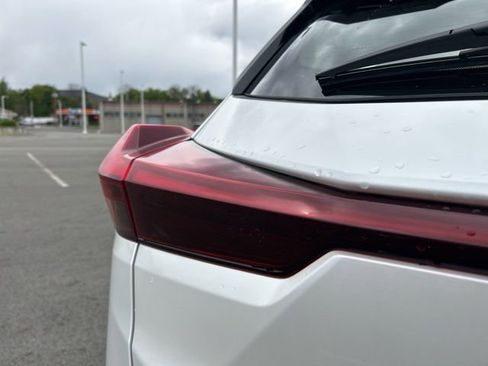 Used 2024 Lexus UX 250h AWD w/ Premium Package image 36