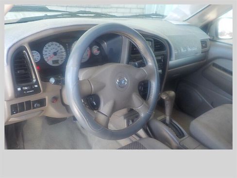 Used 2003 Nissan Pathfinder SE w/ SE Sunroof Pkg AWD/4WD image 6