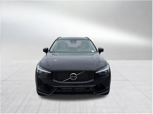 New 2026 Volvo XC60 T8 Ultra AWD/4WD image 2