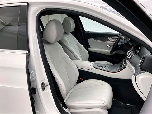 Certified 2022 Mercedes-Benz E 350 Sedan image 6