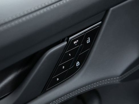 New 2026 Porsche Taycan GTS image 19