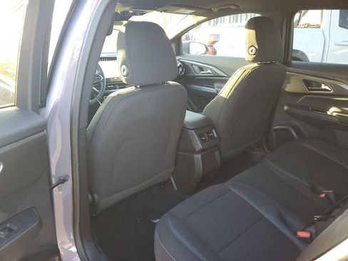 New 2026 Chevrolet Equinox EV LT image 13