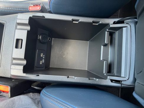 Used 2021 Subaru Crosstrek Hybrid w/ Moonroof Package w/Navigation image 33