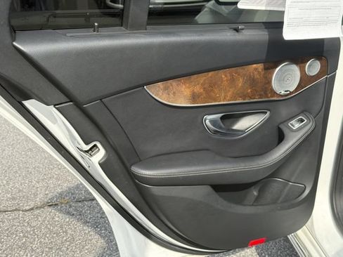 Used 2017 Mercedes-Benz C 300 4MATIC Sedan image 24
