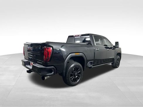 Used 2022 GMC Sierra 2500 Denali w/ Denali Black Diamond Edition image 7