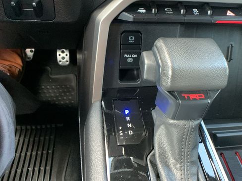 Used 2023 Toyota Tundra Limited w/ TRD Off-Road Package AWD/4WD image 21