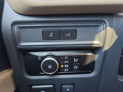 Used 2024 Ford Expedition Limited RWD image 26