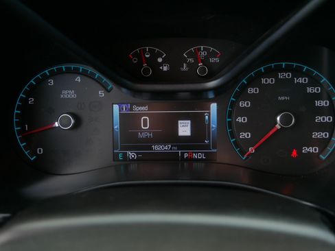 Used 2018 Chevrolet Colorado Z71 AWD/4WD image 36